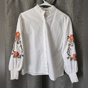 MNG Mango White Embroidered High Neck Puffer Sleeve Button Up Blouse Size 4